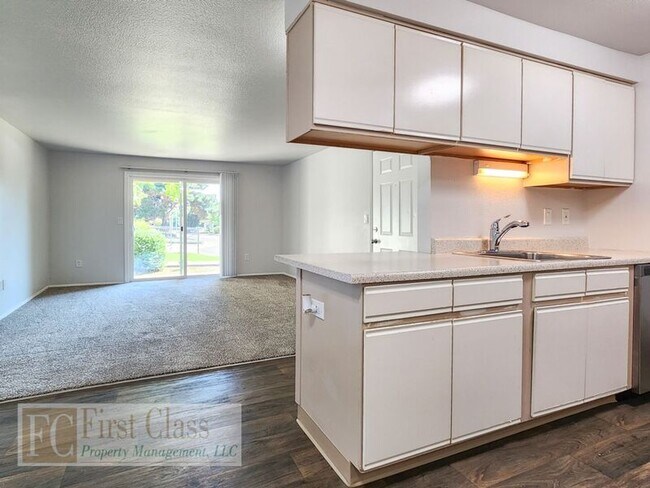 Building Photo - 1285 NW 183rd Ave