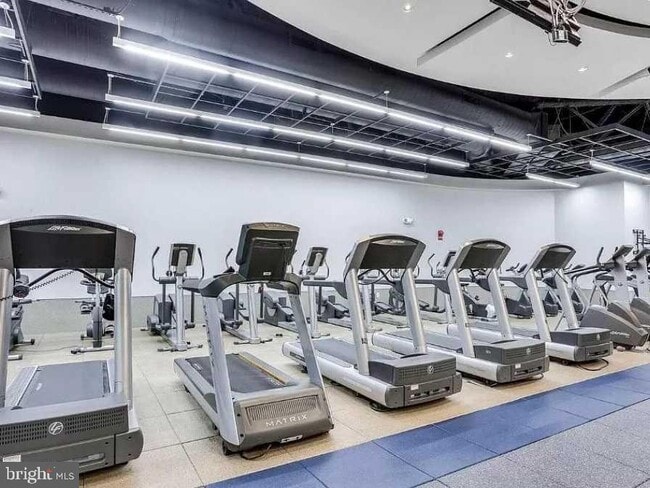 Building Photo - 1011 Arlington Blvd