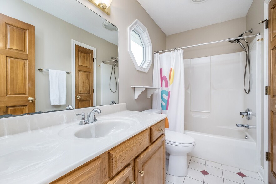 Building Photo - 13621 Singletree Ct