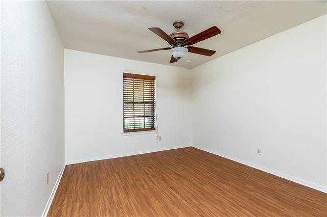 Building Photo - 6929 Briardale Dr