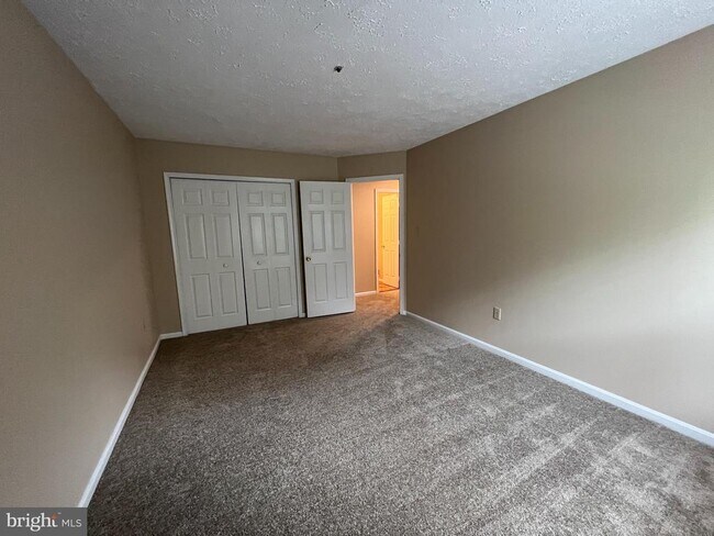 Building Photo - 5004 Doctorfish Ct