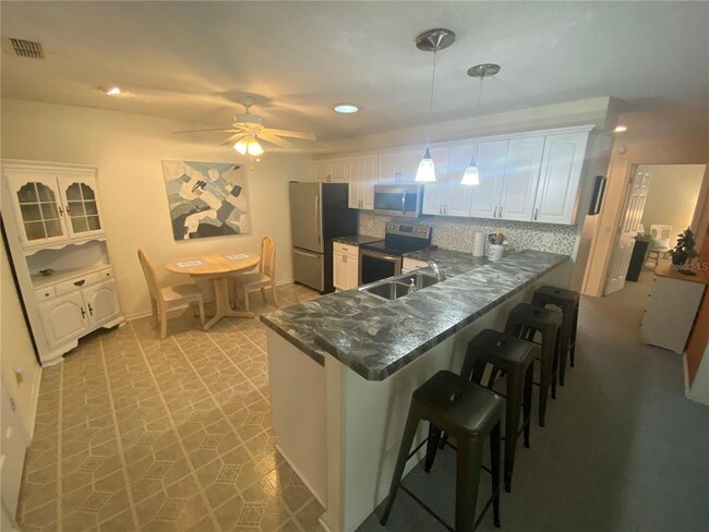Building Photo - 1714 Moreno Pl