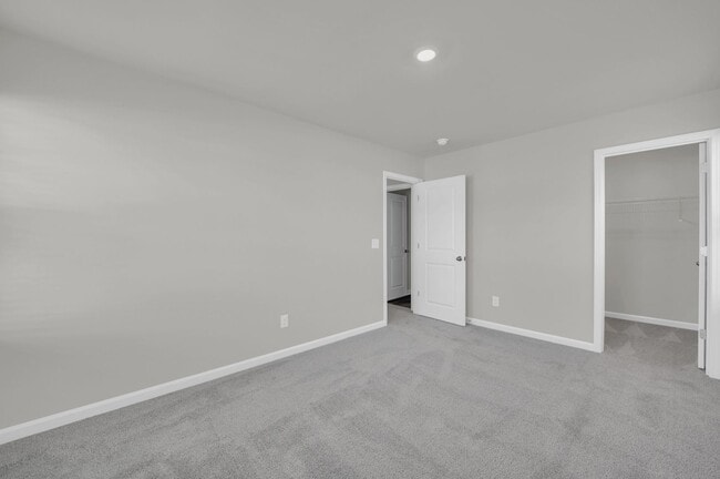 Building Photo - 246 Arnette Dr