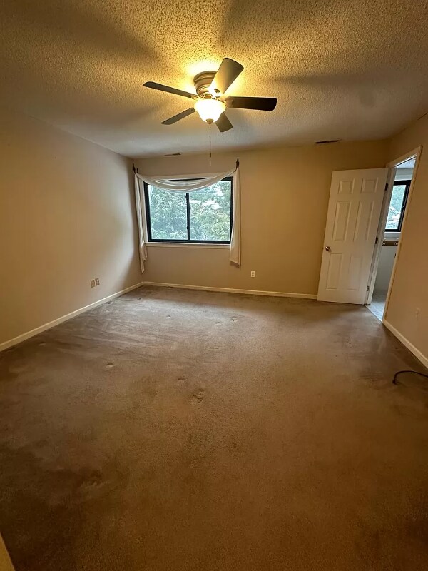 Building Photo - 1807 Mill Pond Dr