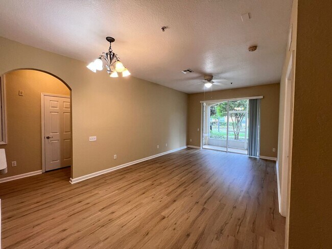 Building Photo - Great Apartment for rent!