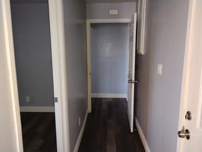 Building Photo - 2627 N 27th St