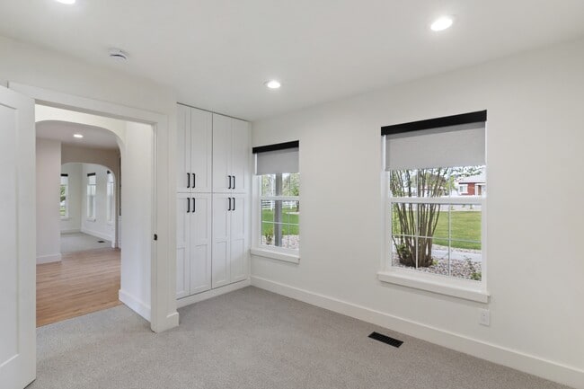 Building Photo - 3645 W Gentile St