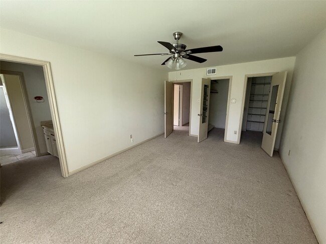 Building Photo - 7610 Burning Hills Dr