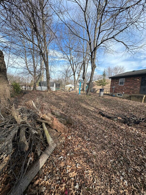 Building Photo - 5819 Medtree Pl