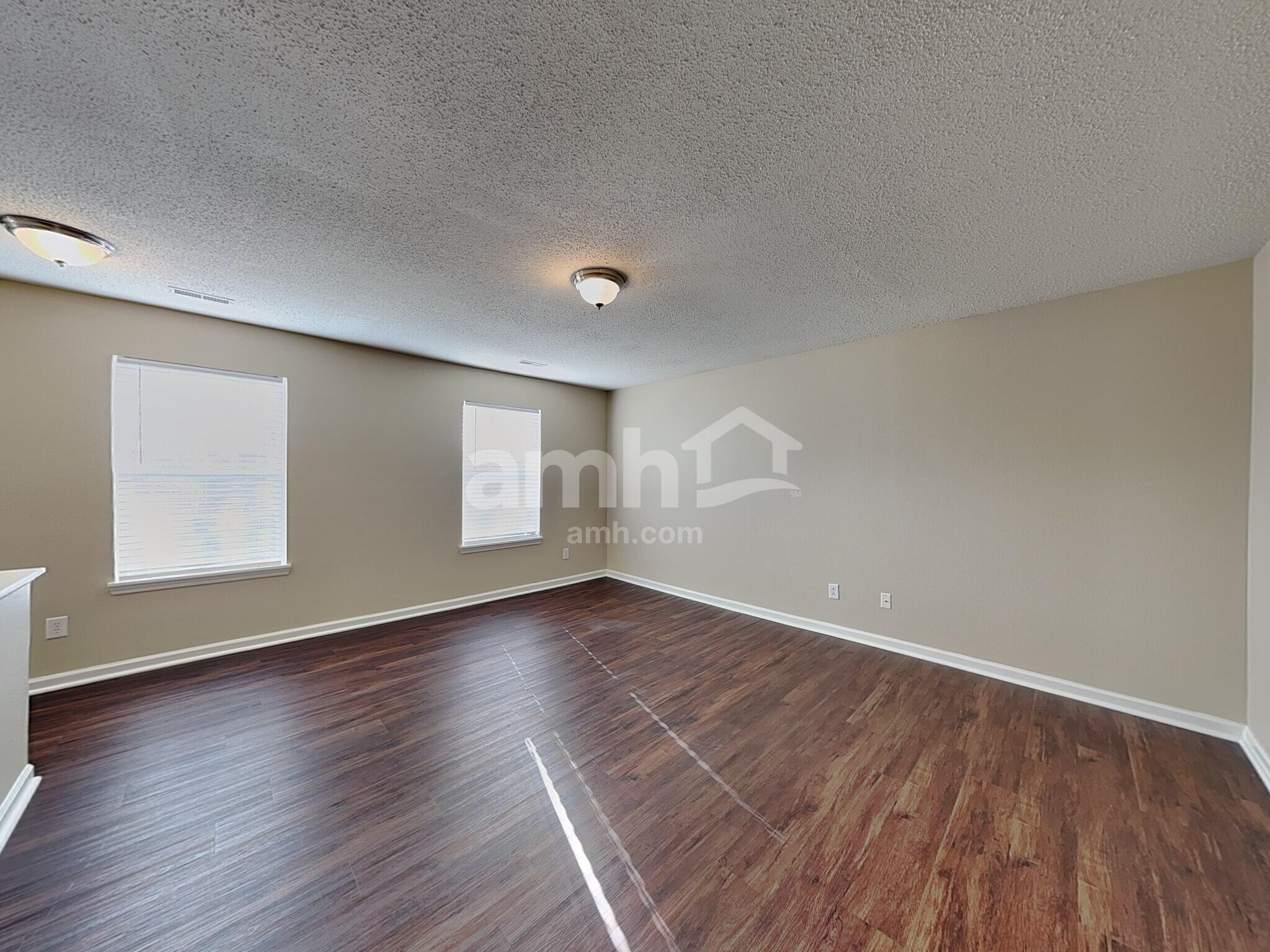 Building Photo - 656 Rocky Meadow Dr