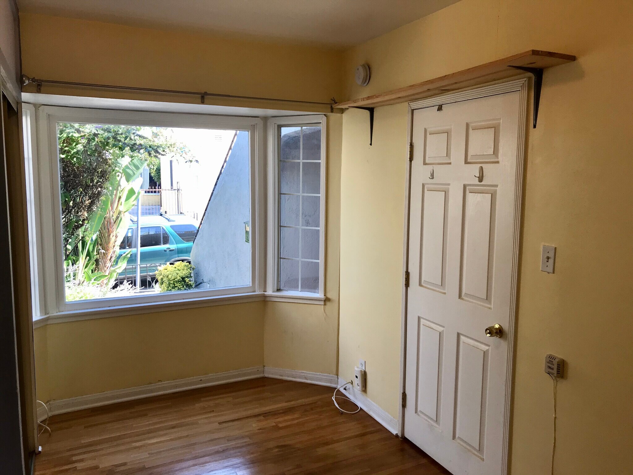 Guest Bedroom/Office - 5362 Monroe St