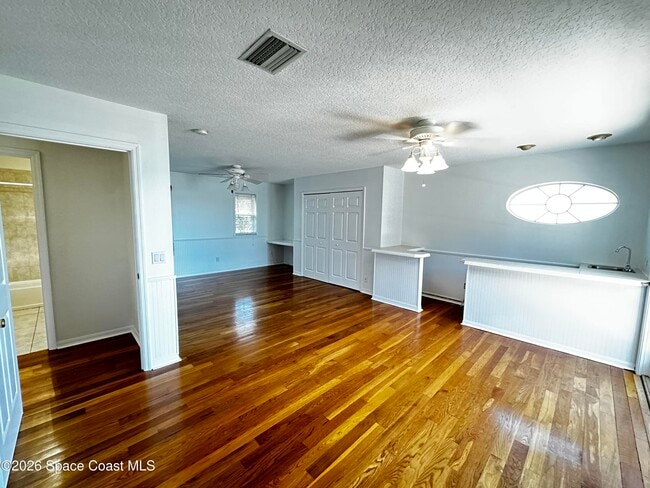 Building Photo - 7130 S Tropical Trail