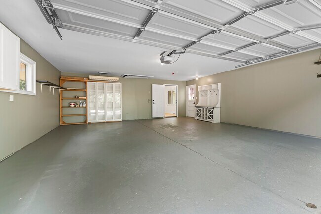 Building Photo - 5654 S Washington St