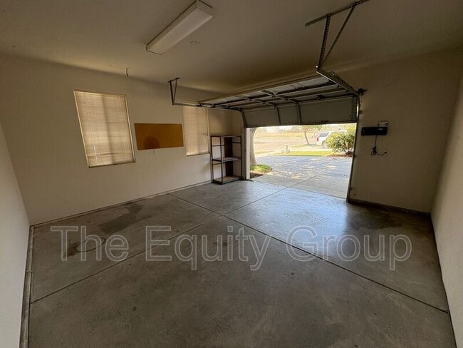 Building Photo - 524 Mallard Ave