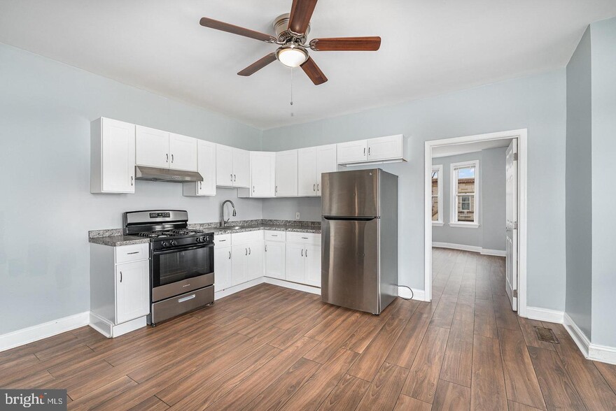 Kitchen - 4600 Eastern Ave