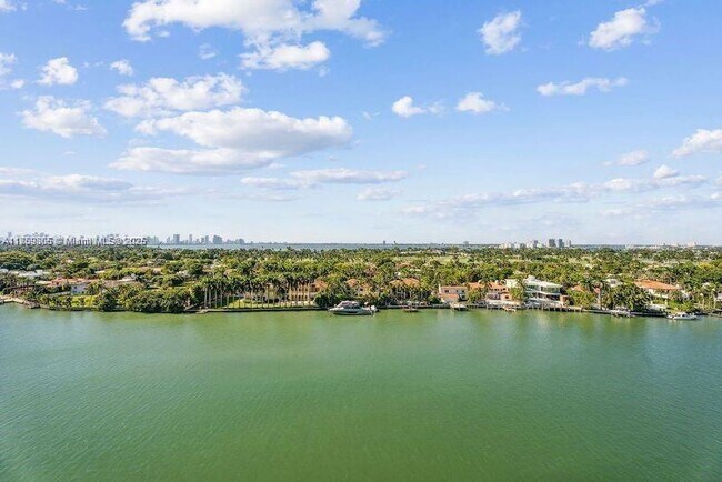 Building Photo - 5600 Collins Ave