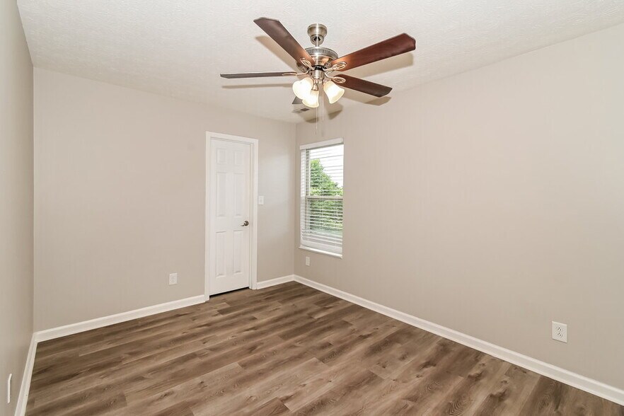 Building Photo - 7538 Sergi Canyon Dr
