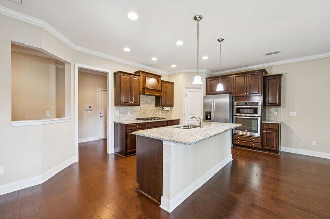 Building Photo - Sparkling clean 4 bedroom home in Spring H...