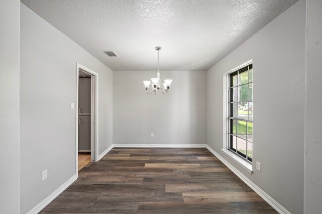 Building Photo - 11506 Hornbrook Dr