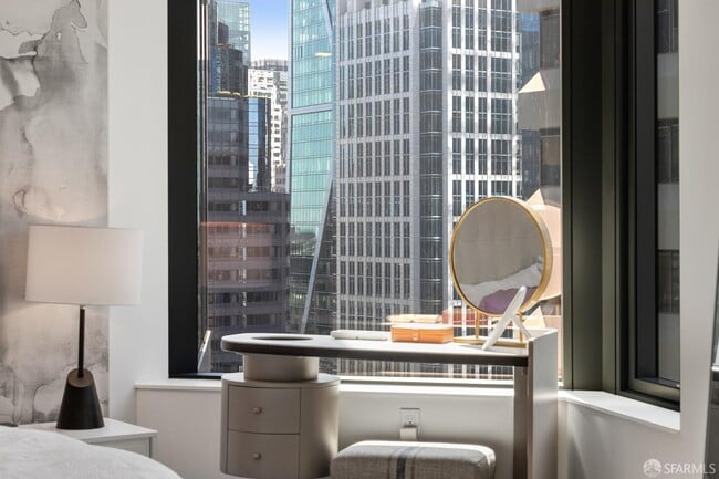 Building Photo - 280 Spear St