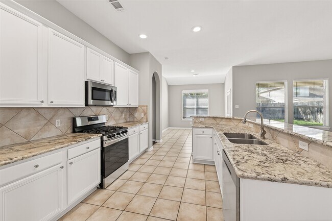 Building Photo - 15318 Bent Twig Way