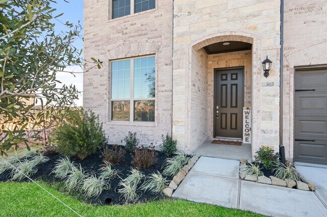 Building Photo - 2060 Terra Rose Dr