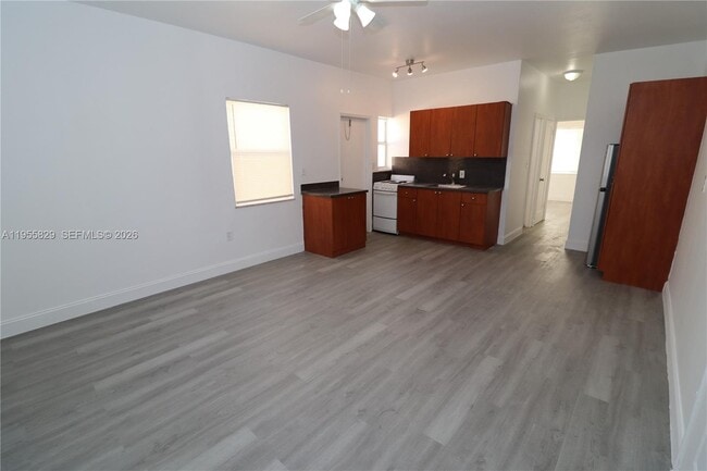 Building Photo - 835 83rd St