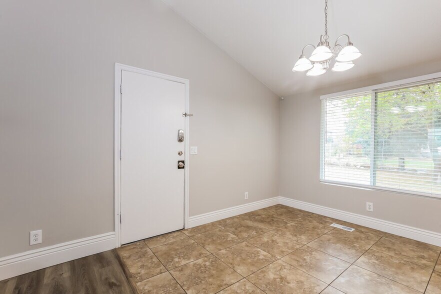 Building Photo - 4256 S 6180 W