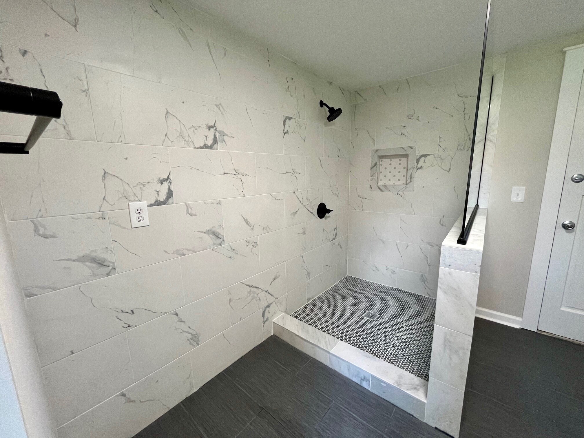Master Bath - 2707 Granbrook Dr