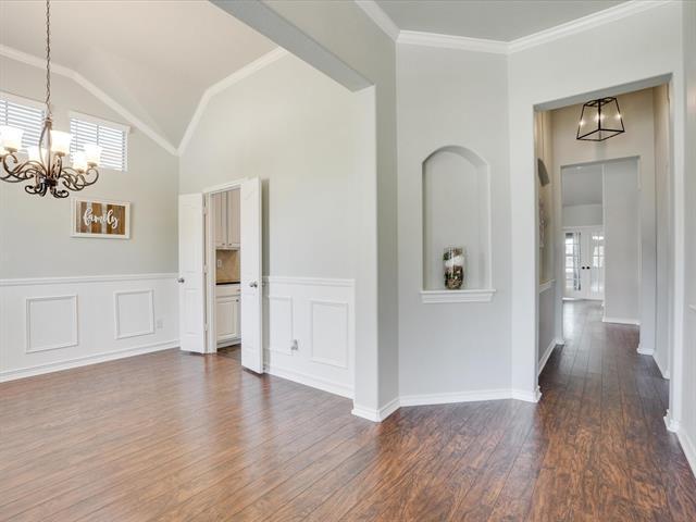 Building Photo - 3421 Beekman Dr