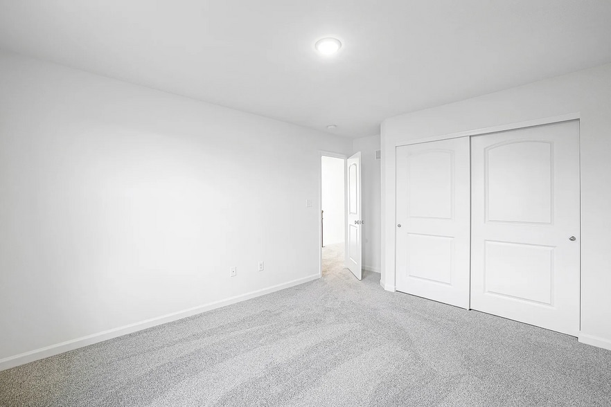 Building Photo - 18406 Boone Rdg Mnr Dr