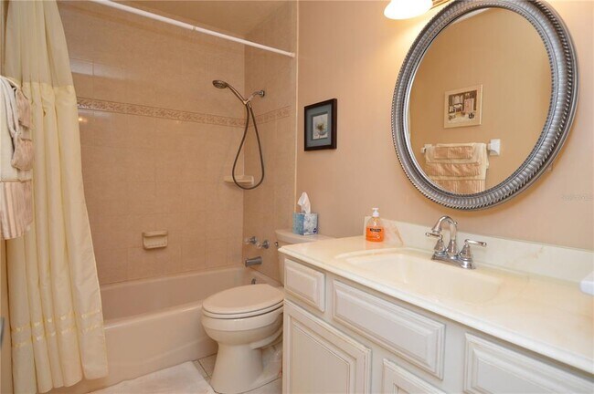 Building Photo - 5245 Coquina Key Dr SE