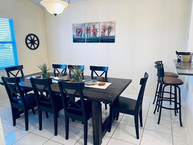 Building Photo - 7759 Great Glen Cir