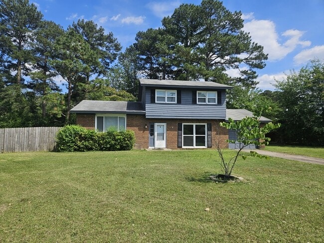 Building Photo - 619 Berwick Dr