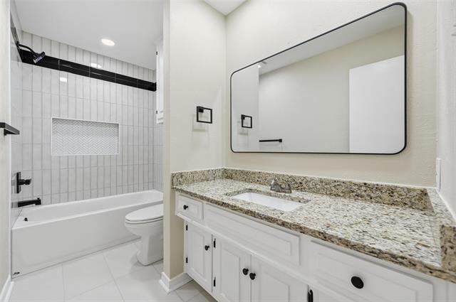 Building Photo - 626 Madison Ct