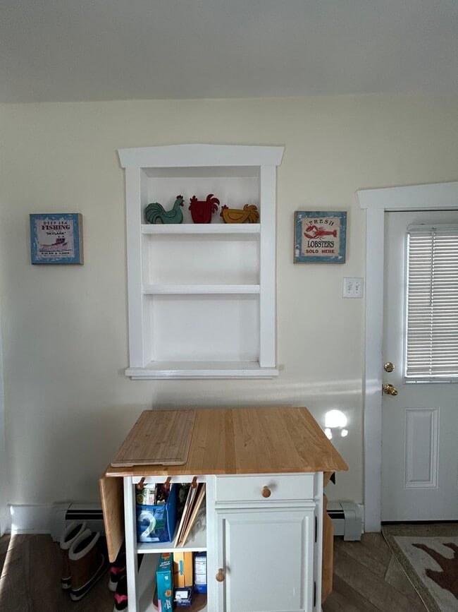 Building Photo - 410 N Washington St