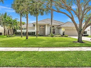 Building Photo - 2788 Hampton Cir W