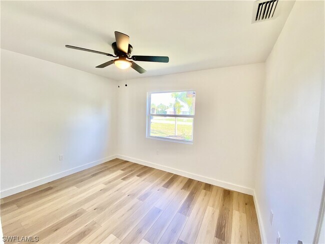 Building Photo - 11291 Linda Loma Dr