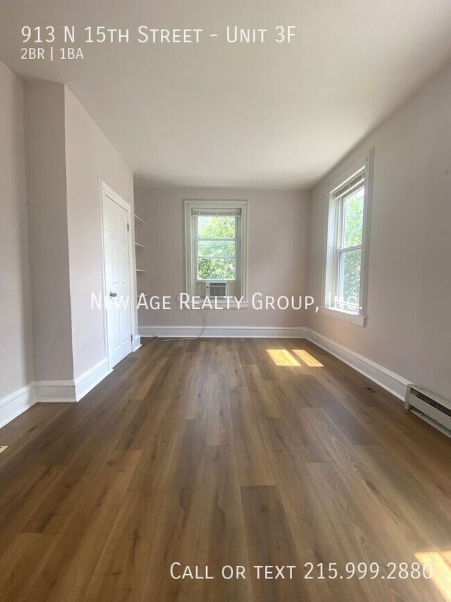 Building Photo - 913 N 15th St