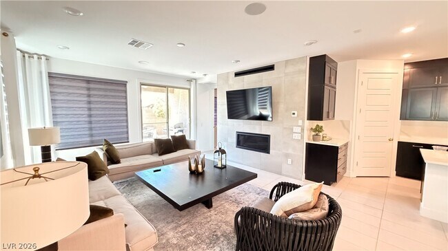 Building Photo - 6589 Songfest St