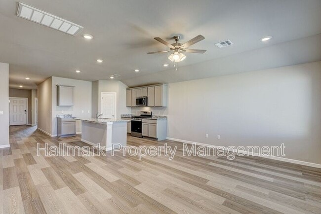 Building Photo - 4109 Sara Pk Dr