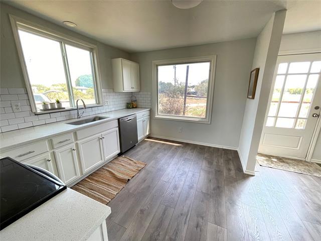 Building Photo - 7976 Bearhill Rd