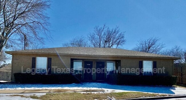 Primary Photo - 1719 Short St