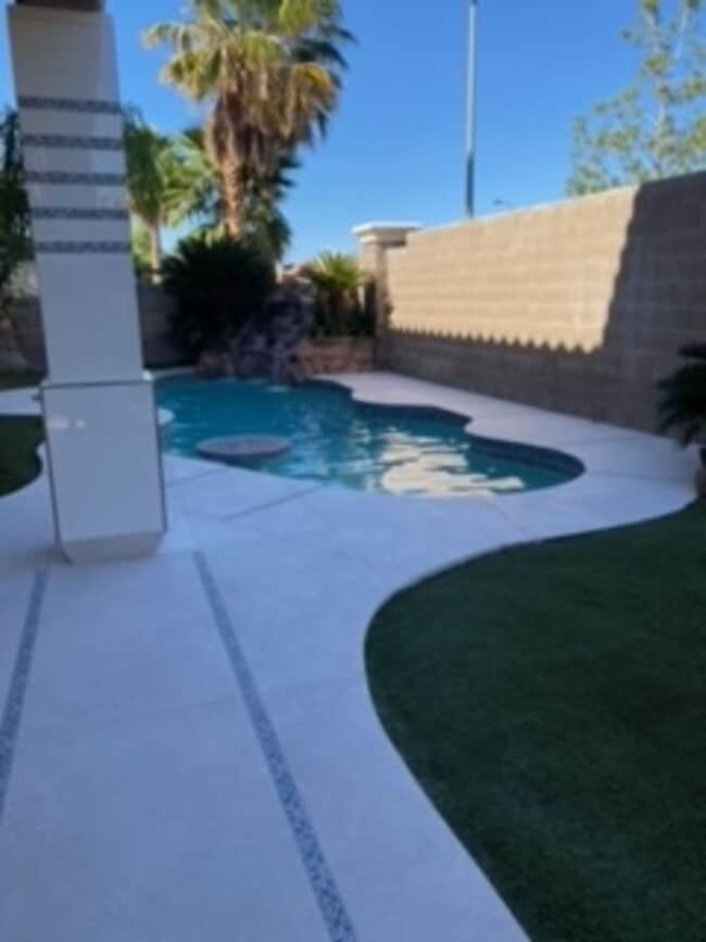 Building Photo - Beautiful 2 story home in Southern Highlands