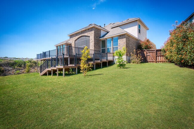 Building Photo - 4008 Canaleta