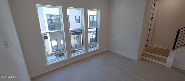 Building Photo - 1614 Bridgeton Dr