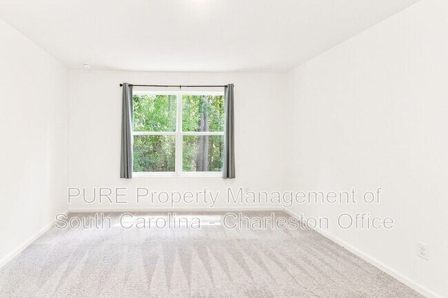 Building Photo - 1305 Scarlett Maple St