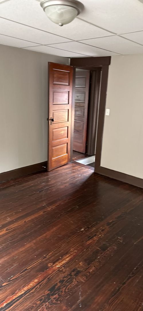 Building Photo - **Deposit Special $500** 526 Brandt 3BR/1B...