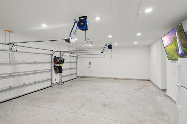 Building Photo - 50 Macon Ct