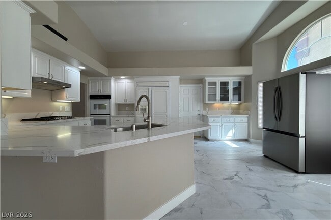 Building Photo - 3809 Cranbrook Hill St